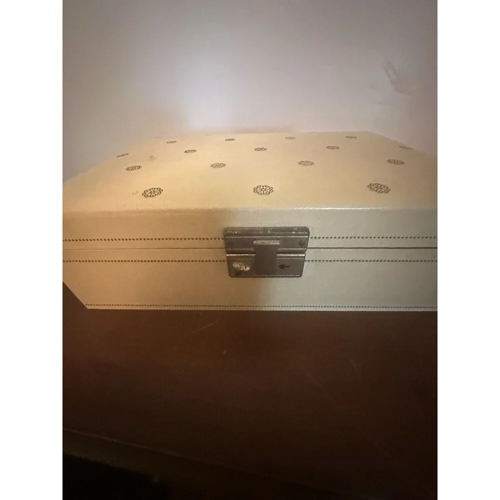 Vintage 1950s Mele Jewelry Box Cream Red Ballet No Key Music Box Needs Care RARE